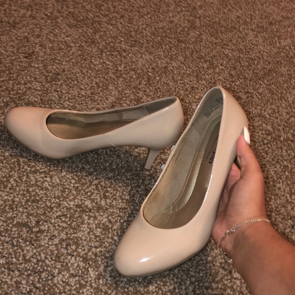 2” inch heels comfort plus size 6 1/2 women’s